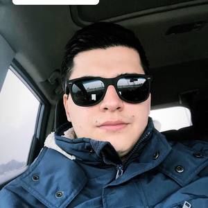 Meet your Posher, Jose luis